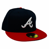 N373O Gorra SnapBack New Era Atlanta Braves Black On White 59FIFTY - Calzado de mujer y hombre
