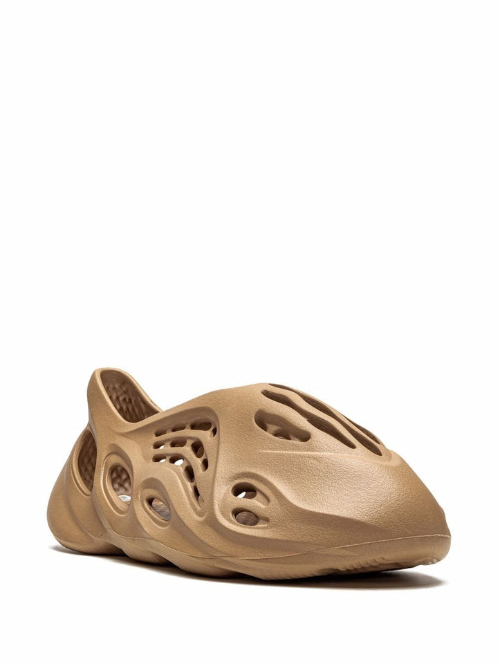 Adidas Yeezy FOAM RNNR ‘Ochre’