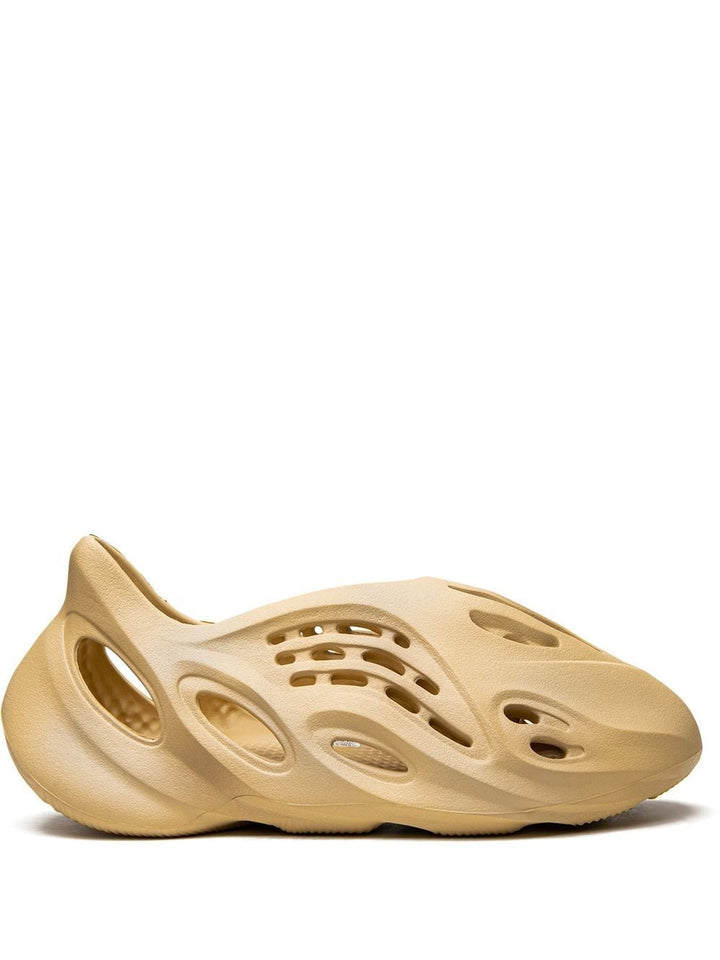N370O adidas Yeezy tenis Yeezy Foam RUNNER DESERT SAND - Calzado de mujer y hombre