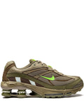 Nike tenis Shox Ride 2 SP de Nike x Supreme Olivo Verde