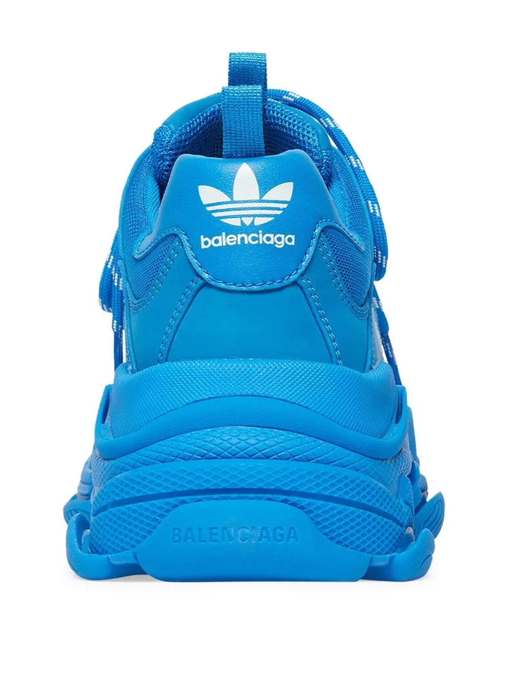 Balenciaga tenis Triple S de Balenciaga x adidas
