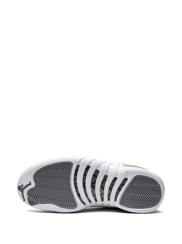 Air Jordan 12 "Stealth" gris blanco