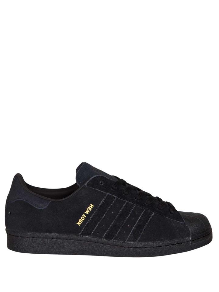 N370O TENIS SUPERSTAR CONCHA NEGRO GAMUZA NEW YORK - Calzado de mujer y hombre