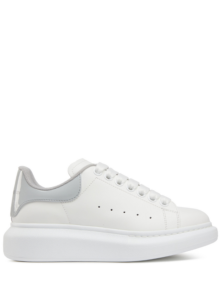 N373O Alexander mcQueen tenis bajo color blanco gris charol (G5) - Calzado de mujer y hombre