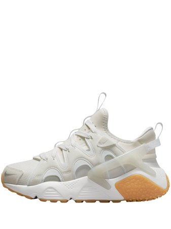 N373O NIKE’S NEW AIR HUARACHE CRAFT SURFACES IN “WHITE GUM - Calzado de mujer y hombre