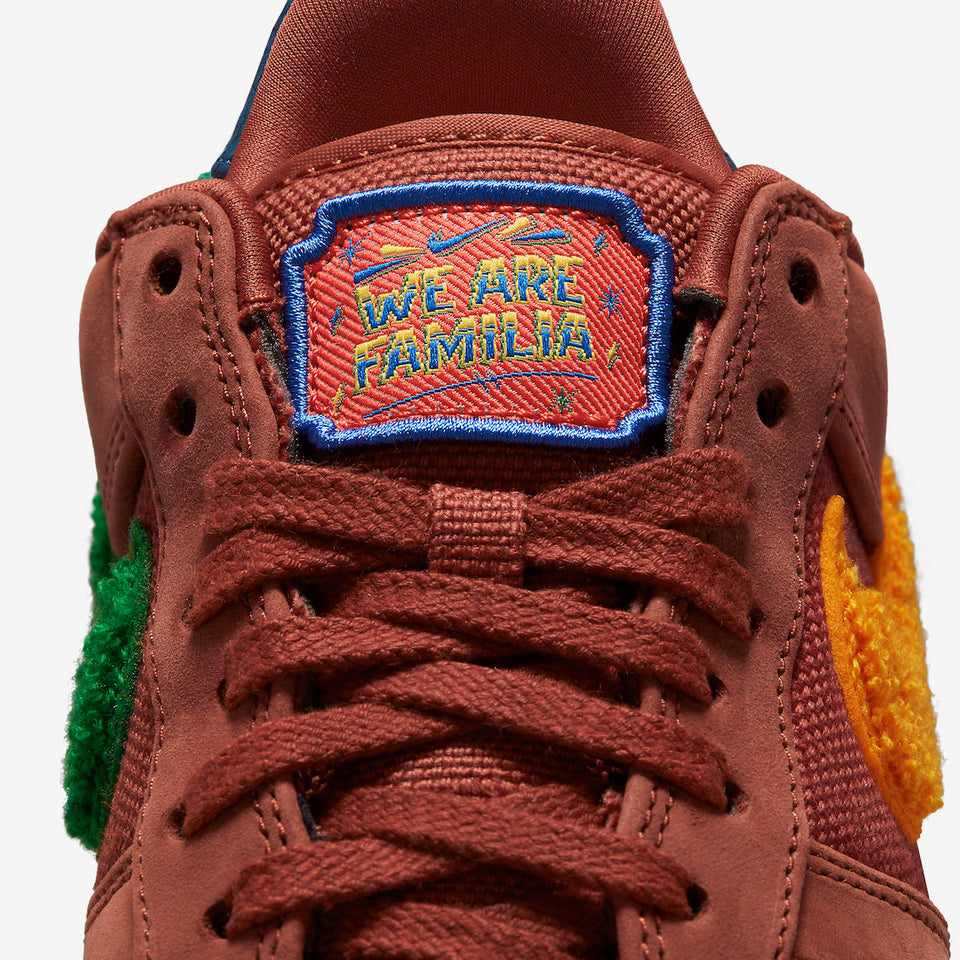 Air Force 1 low x la familia Día de muertos