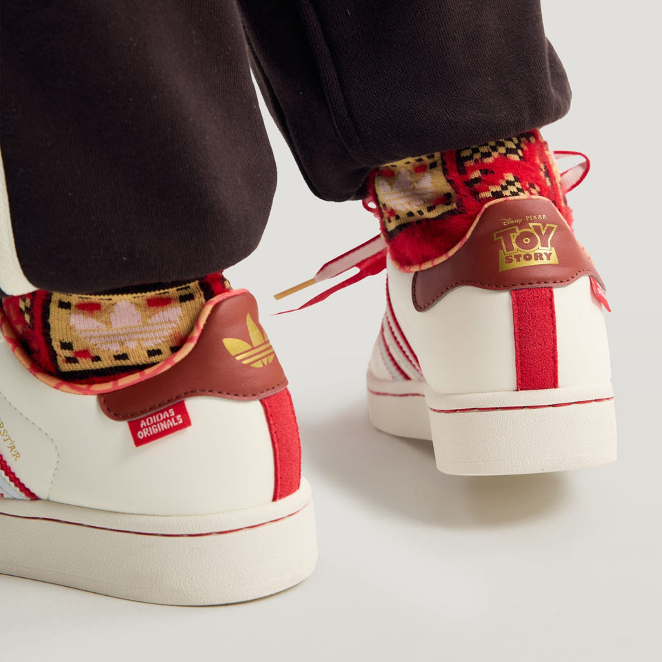 ADIDAS SUPERSTAR II SHOES SHOES WITH ICONIC SHELL TOE DESIGN FOR TIMELESS STYLE. Toy Story