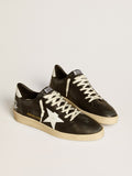 Tenis Golden goose Ball Star de napa negra con estrella y refuerzo del talón de piel blanca