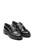 N374O Prada
mocasines con placa del logo - Calzado de mujer y hombre