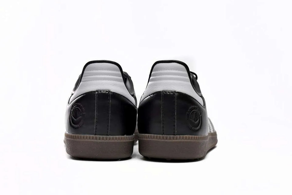 Samba Adidas Negro Blanco puntera gamuza beige - Calzado de mujer y hombre