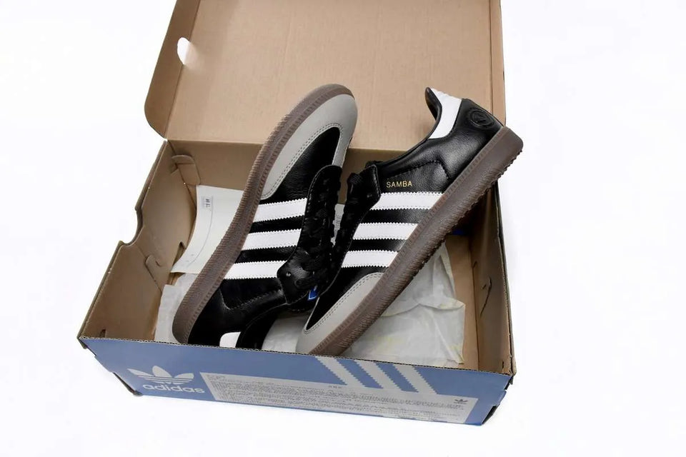 Samba Adidas Negro Blanco puntera gamuza beige - Calzado de mujer y hombre