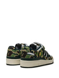 adidas "tenis Forum 84 Low ""30th Anniversary Green Camo"" de adidas x BAPE" - Calzado de mujer y hombre