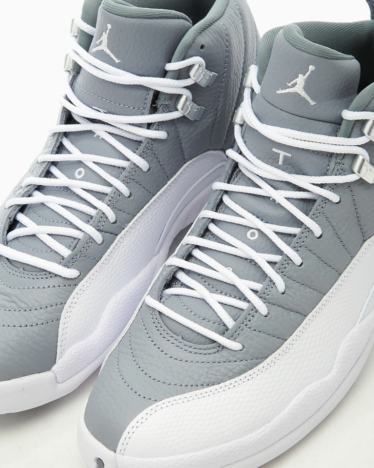 Air Jordan 12 "Stealth" gris blanco