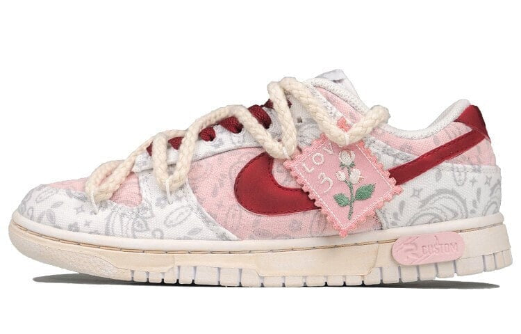 Nike Dunk Low ESS Customizado
