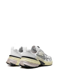 Nike tenis V2K Run Pure Platinum/Metallic Silver Vomero - Calzado de mujer y hombre
