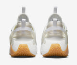 N373O NIKE’S NEW AIR HUARACHE CRAFT SURFACES IN “WHITE GUM - Calzado de mujer y hombre