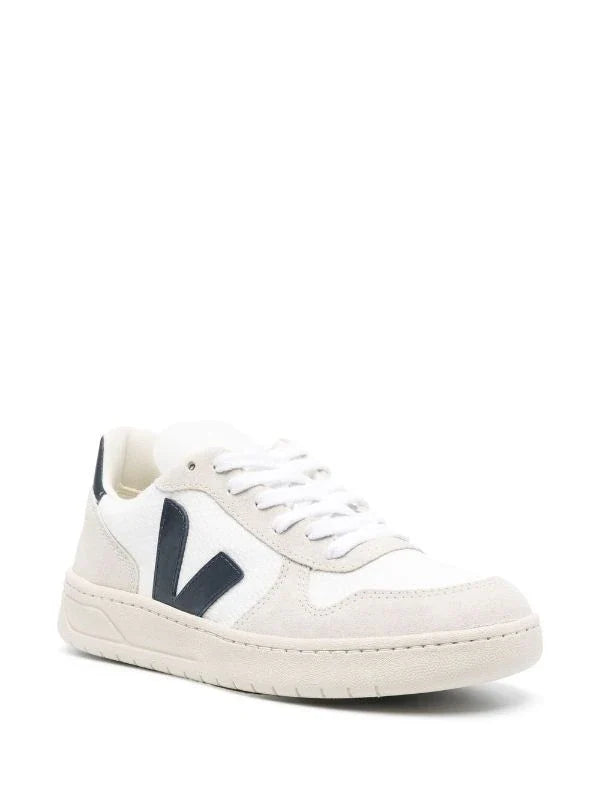 Veja v-10 tenis bajos black and white gamuza - Calzado de mujer y hombre