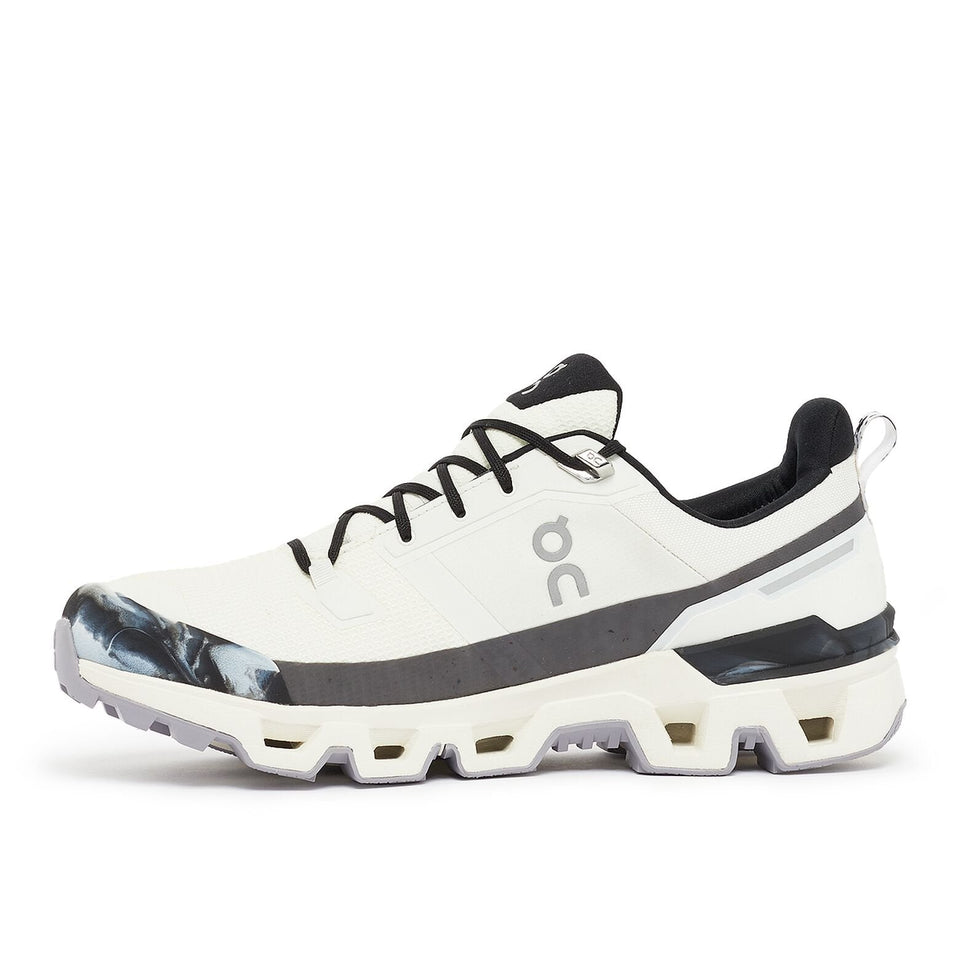 ON Cloudwander Waterproof cloud wander tenis negro deportivo