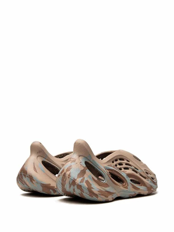 adidas Yeezy tenis YEEZY Foam Runner "MX Sand Grey"