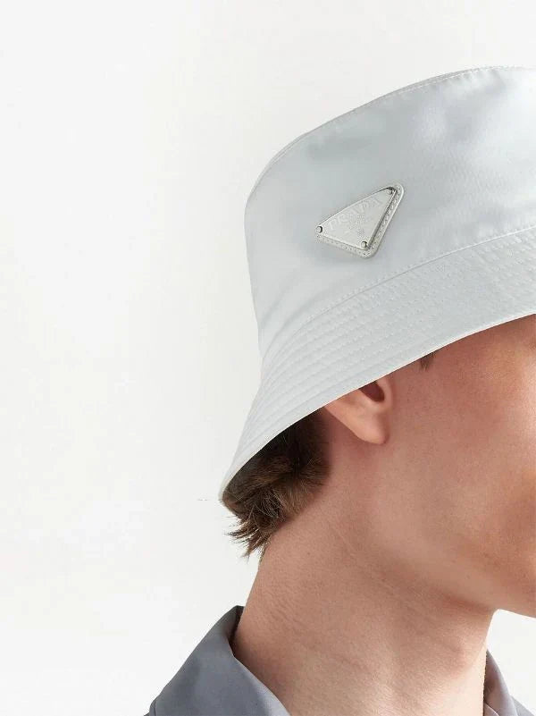 N370O Gorra Prada Sombrero De Pescador Prada gorro de pescador Re-Nylon - Calzado de mujer y hombre