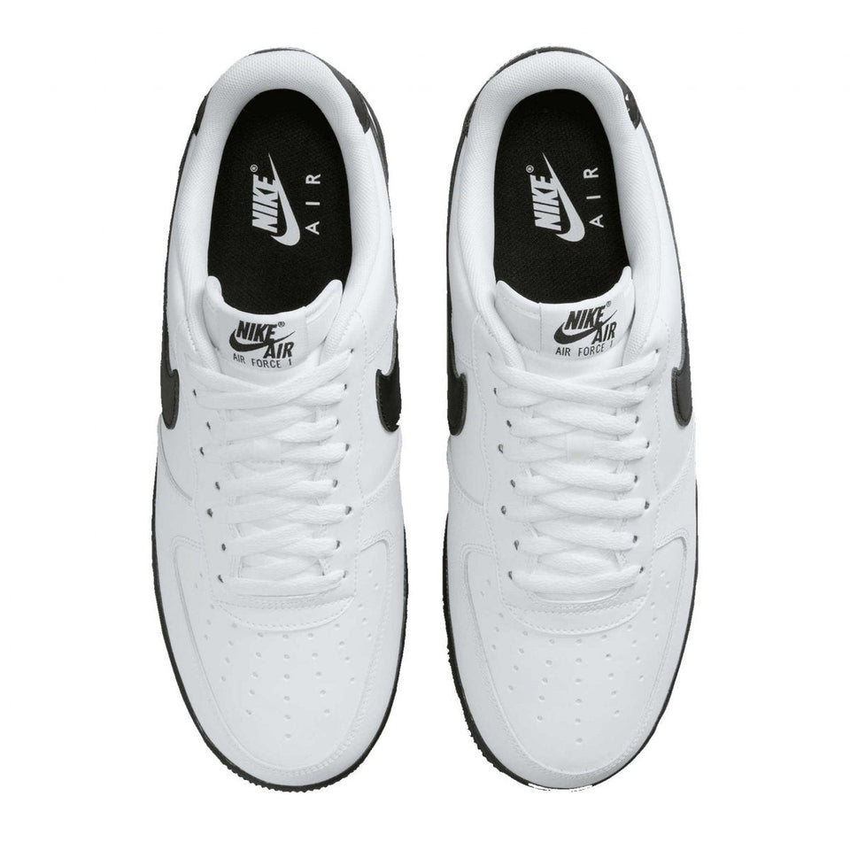 Nike - Caballeros Tenis Nike Air Force 1 '07 Blanco Negro