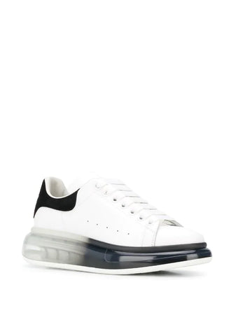 N370O Alexander Mcqueen válvula blanco negro válvula tenis bajos oversize - Calzado de mujer y hombre
