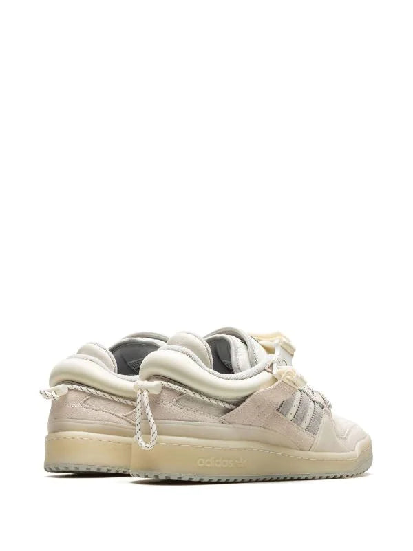 N372O adidas tenis Forum Buckle Low de adidas x Bad Bunny blanco - Calzado de mujer y hombre