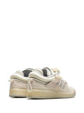 N372O adidas tenis Forum Buckle Low de adidas x Bad Bunny blanco - Calzado de mujer y hombre
