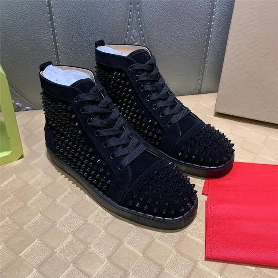 Christian Louboutin Louis Orlato Black - Calf suede and spikes - Black
