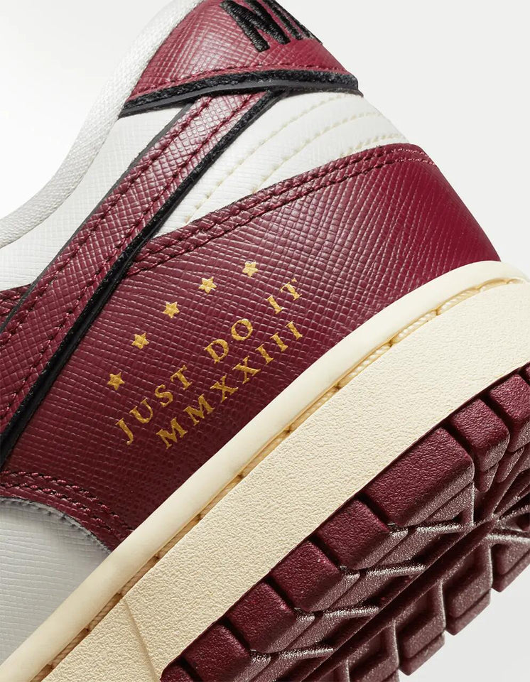 NIKE TENIS NIKE W DUNK LOW SE