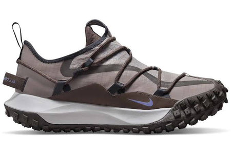 N372O Nike ACG Mountain Fly Low SE Ironstone cafe - Calzado de mujer y hombre