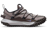 N372O Nike ACG Mountain Fly Low SE Ironstone cafe - Calzado de mujer y hombre