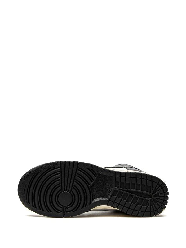 Nike tenis Dunk High Vintage Black Panda