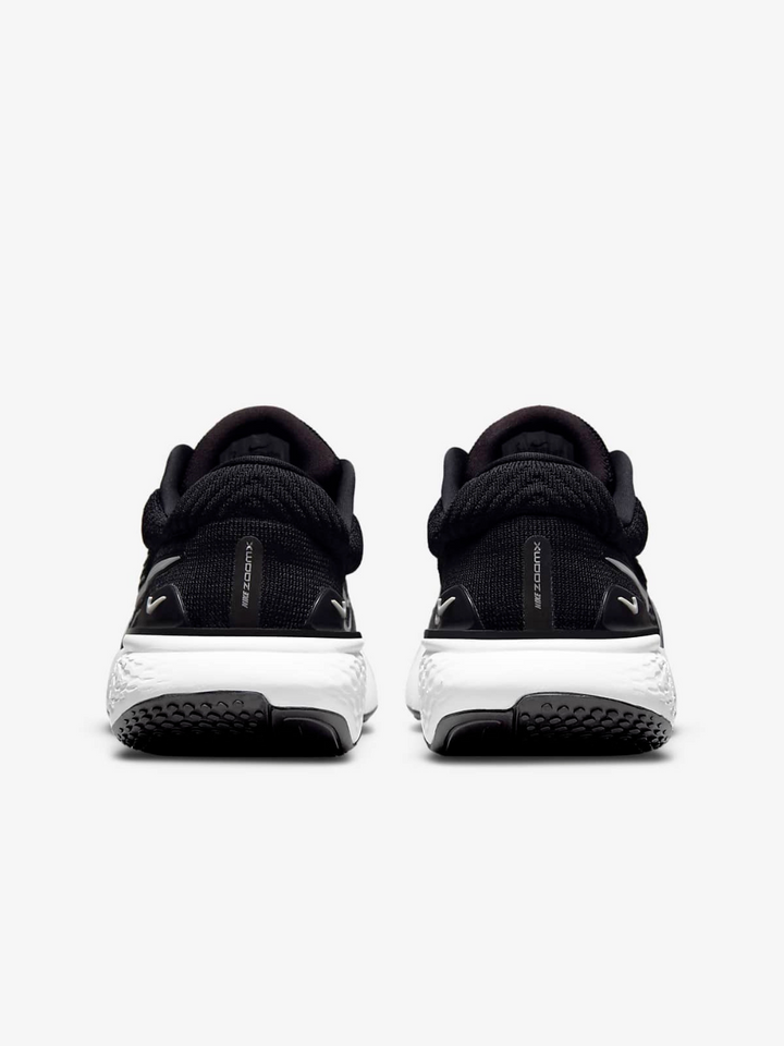 Nike ZoomX Invincible Run Flyknit 2