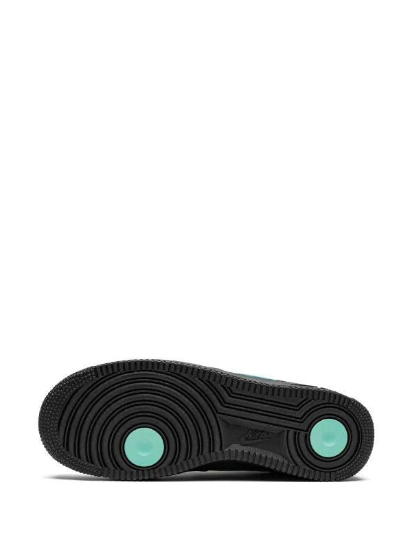 Nike tenis bajos Air Force 1 de Nike x Tiffany & Co - Calzado de mujer y hombre