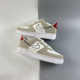 N370O Nike Air Force 1 Low First Use Light Sail Red - Calzado de mujer y hombre