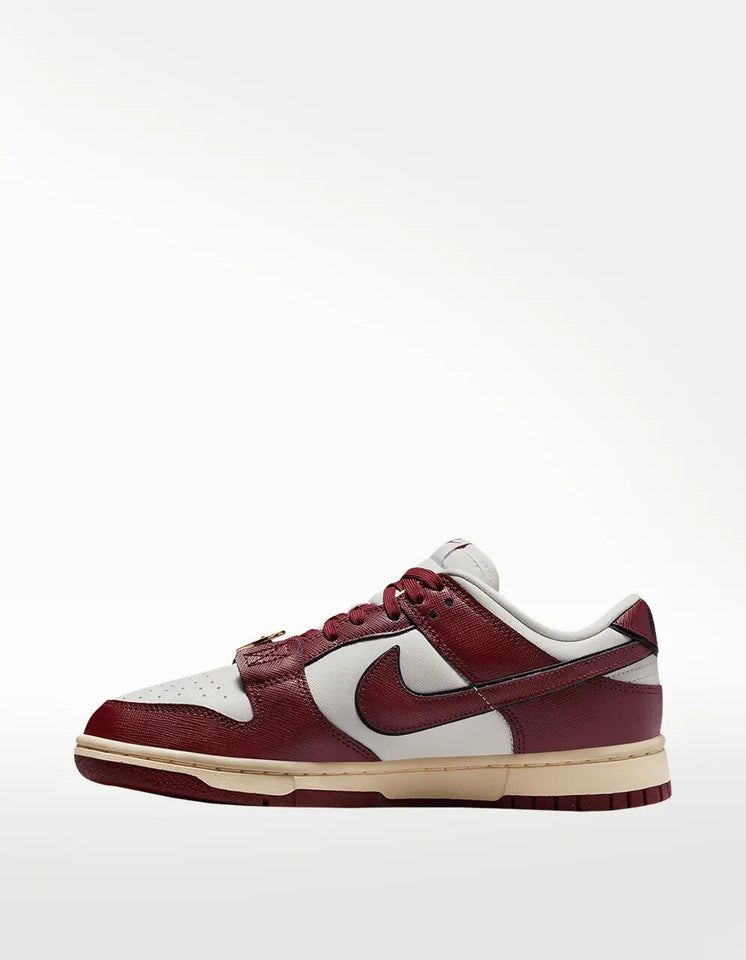 NIKE TENIS NIKE W DUNK LOW SE