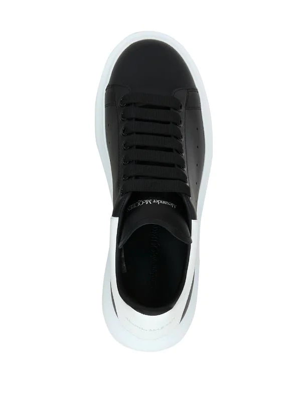 N370O Alexander McQueen tenis bajos Oversized Negro blanco - Calzado de mujer y hombre