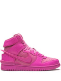 tenis Dunk High SP Ambush - Lethal Pink