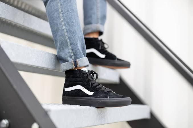 N370O Vans Ward Hi Sk8-Hi Pig suede Negro Negro - Calzado de mujer y hombre
